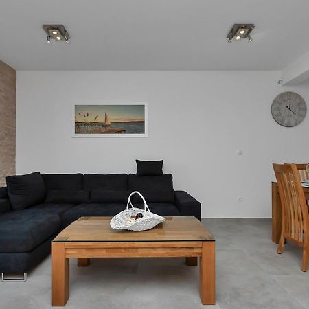 מאקרסקה Luxury Apartment Macola Free Beach Parking מראה חיצוני תמונה