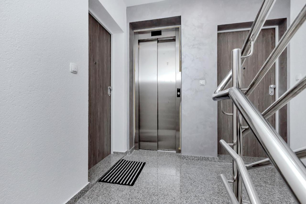 מאקרסקה Luxury Apartment Macola Free Beach Parking מראה חיצוני תמונה