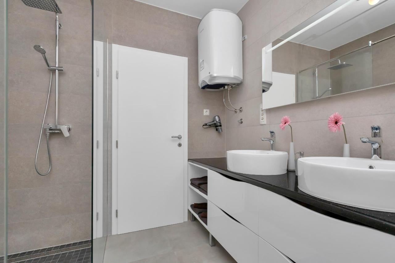 מאקרסקה Luxury Apartment Macola Free Beach Parking מראה חיצוני תמונה